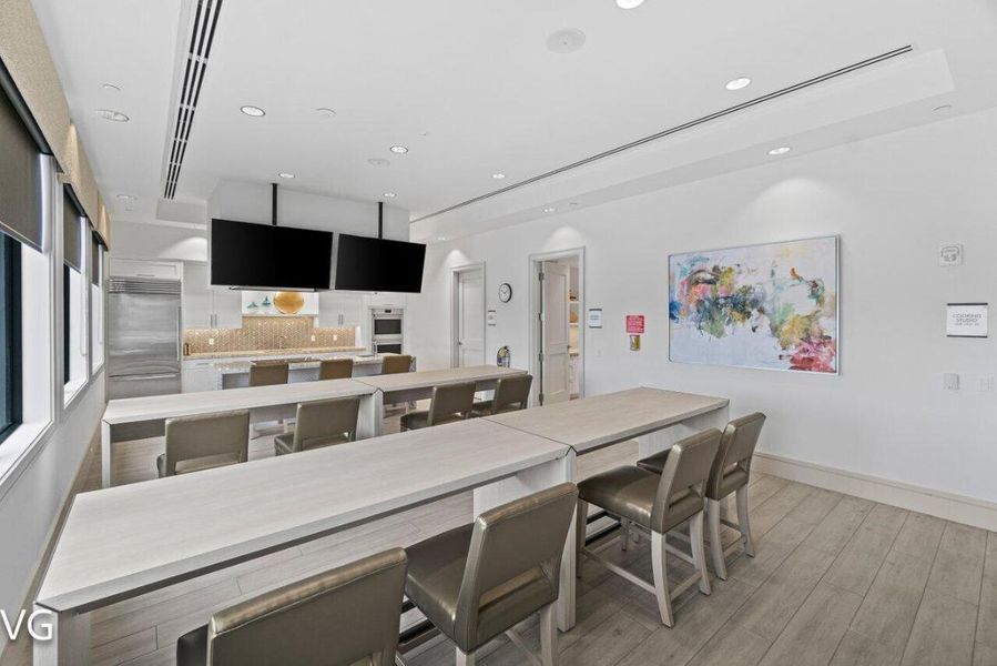 Valencia Grand Valencia Grand