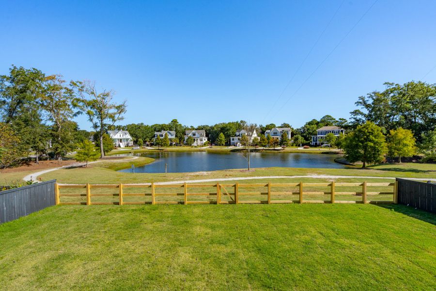 Image 47 of a home in .