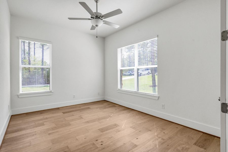 Spacious, unfurnished interior of a new home in The Cedars, Plantersville (Image 20).