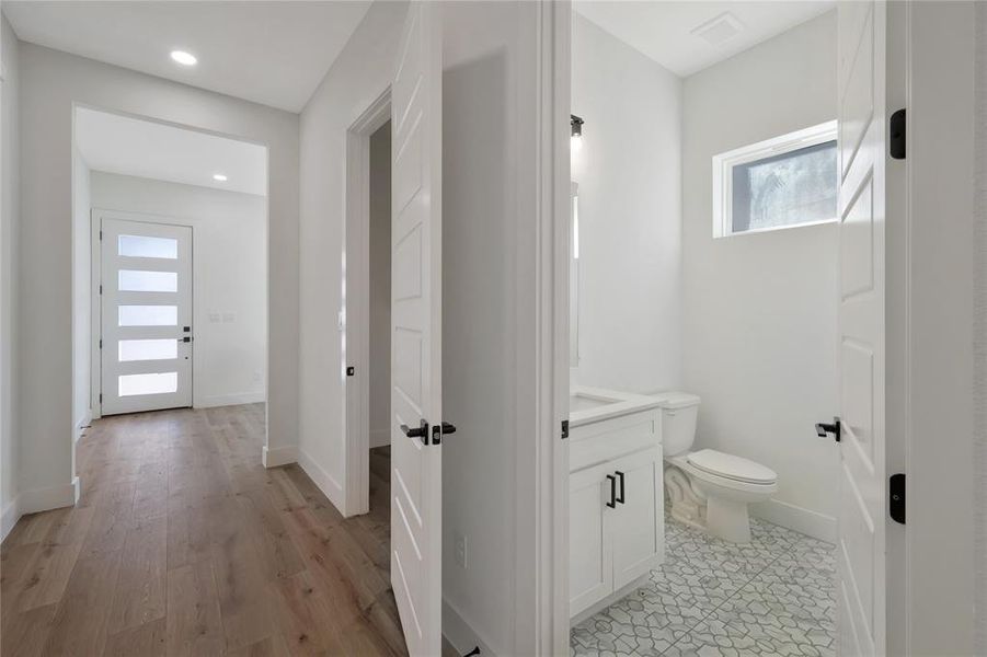 Image 33 of a home in .