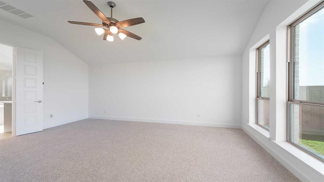 Spacious, unfurnished interior of a new home in Terraces 62', Rockwall (Image 17). Spacious, unfurnished interior of a new home in Terraces 62', Rockwall (Image 17).