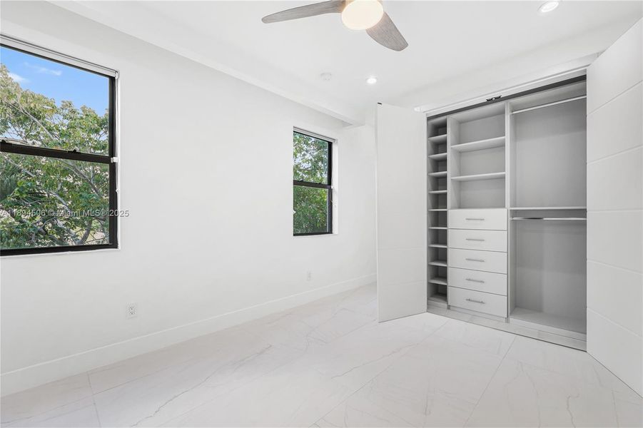 Spacious, unfurnished interior of a new home in , Fort Lauderdale (Image 26). Spacious, unfurnished interior of a new home in , Fort Lauderdale (Image 26).