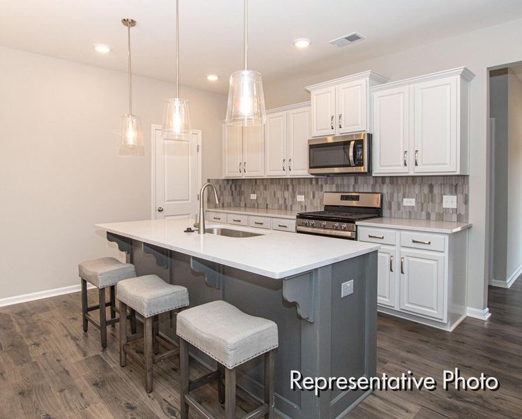 Image 12 of a home in North Creek at Nexton. Image 12 of a home in North Creek at Nexton.