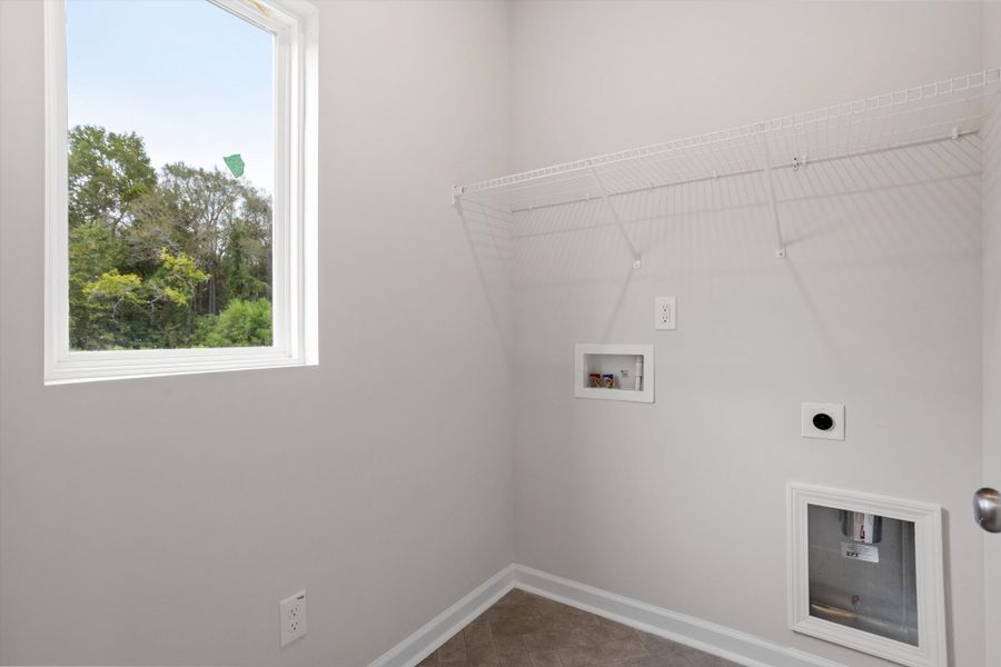 Spacious, unfurnished interior of a new home in Cambridge Reserve, Angier (Image 21).