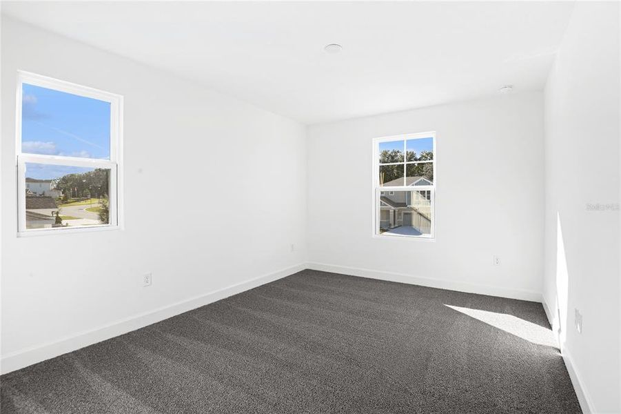 Spacious, unfurnished interior of a new home in Seasons at Wekiva Ridge, Mount Dora (Image 16).