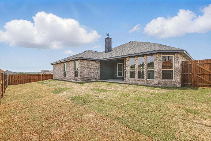 Representative exterior details of a home built from the McKinley I by Cheldan Homes in Terra Vista, Springtown (Image 27).