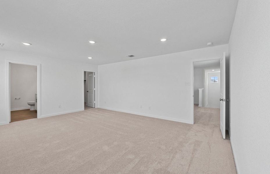 Spacious, unfurnished interior of a new home in Sonterra, Jarrell (Image 16). Spacious, unfurnished interior of a new home in Sonterra, Jarrell (Image 16).