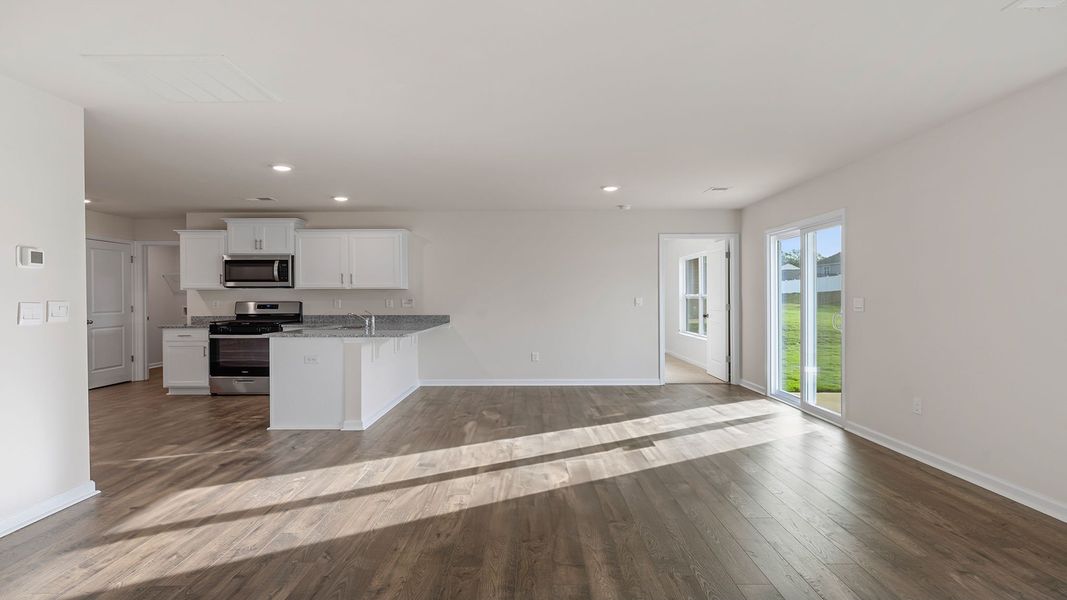 Image 27 representing the Macon by D.R. Horton in Bentley Park, Greenwood, SC.