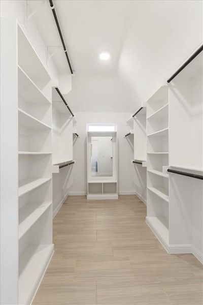 Spacious, unfurnished interior of a new home in , Weatherford (Image 31).