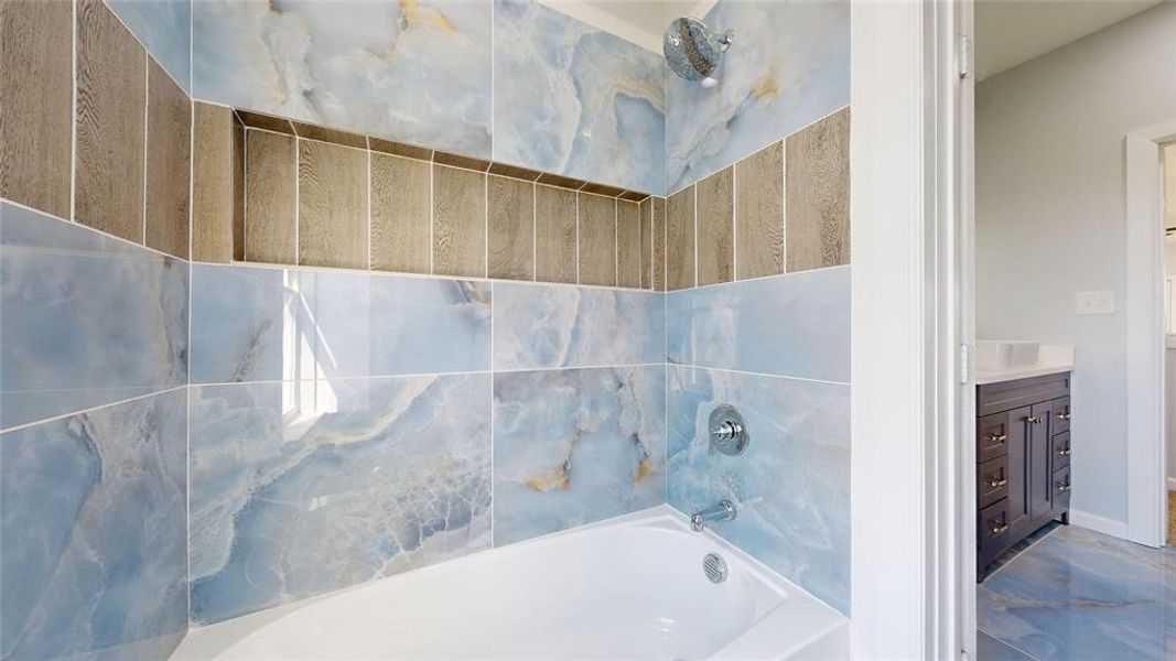 Image 33 of a home in .