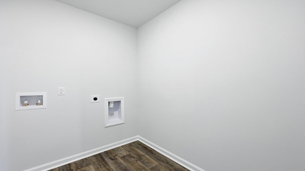 Spacious, unfurnished interior of a new home in Pine Hills at Cane Bay, Summerville (Image 12).