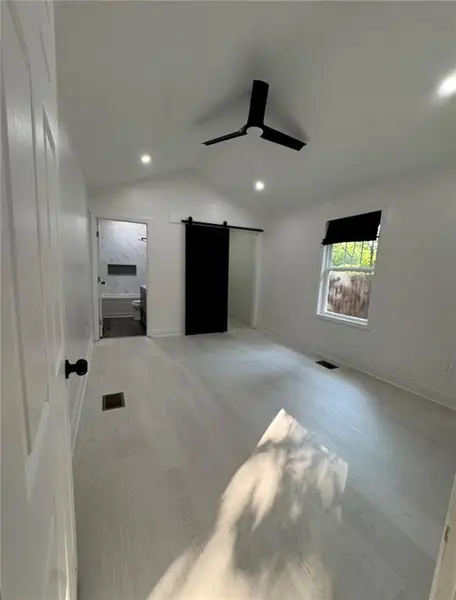 Spacious, unfurnished interior of a new home in , Conyers (Image 24).