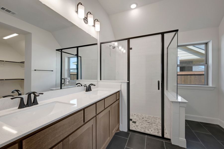 Owner's Bath Owner's Bath