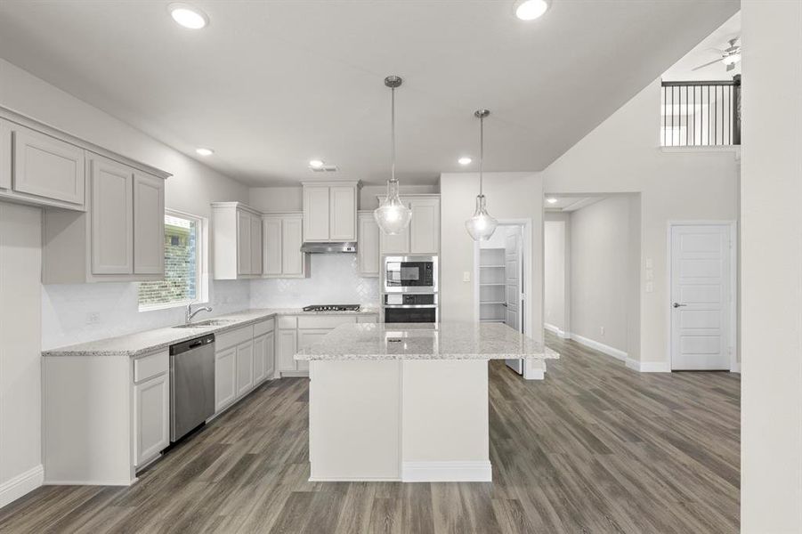 7_08. 937 Joy Mill - Kitchen (4)