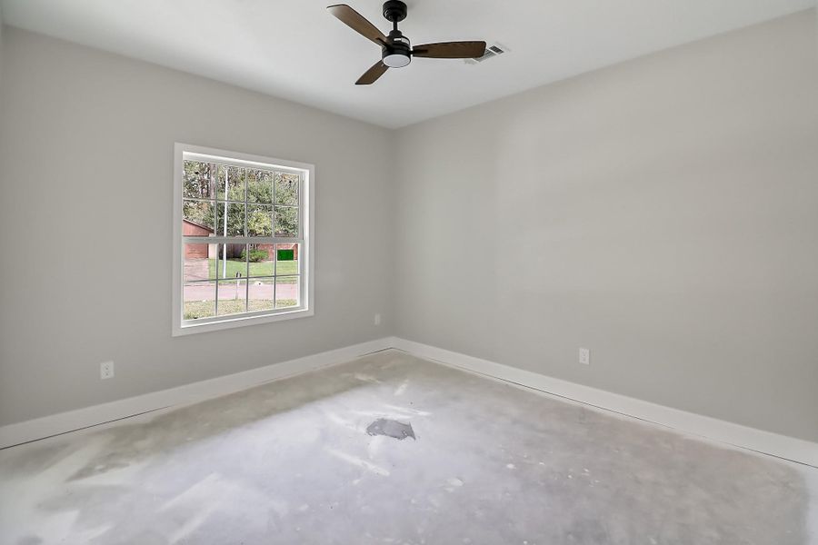 Spacious, unfurnished interior of a new home in , Crosby (Image 17).