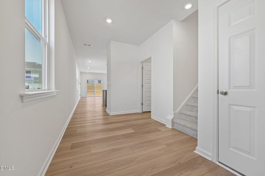 7-web-or-mls-Rabbitbrush St-S2304-007