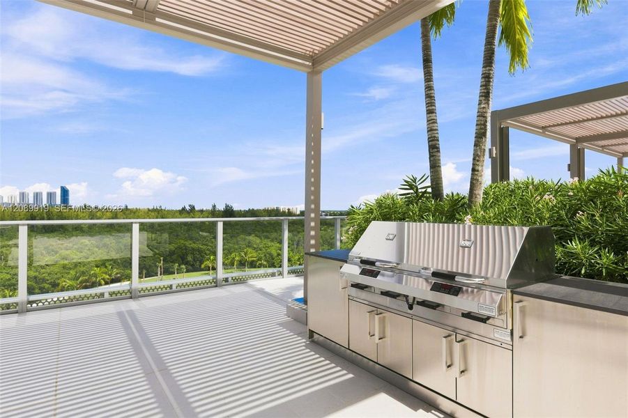 Exterior details and patio area of a home in , North Miami (Image 26).