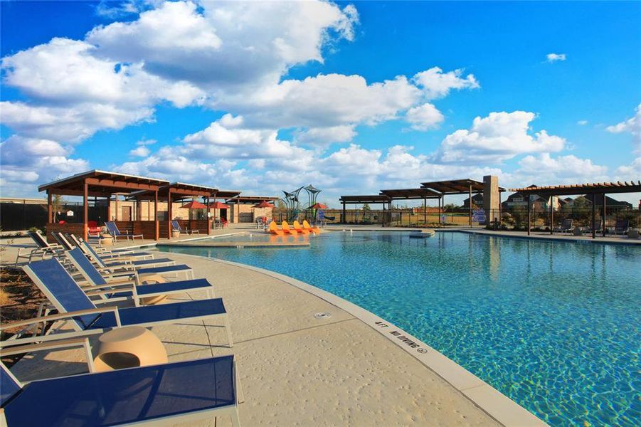 Community amenities in Creekshaw, Royse City (Image 13).