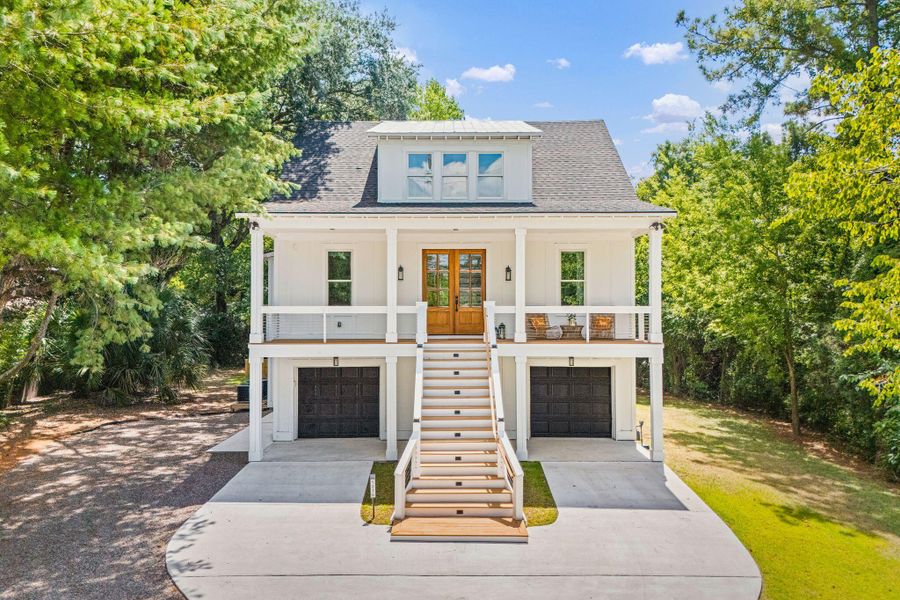 Front exterior of a new home in , Charleston, SC, highlighting curb appeal (Image 31). Front exterior of a new home in , Charleston, SC, highlighting curb appeal (Image 31).