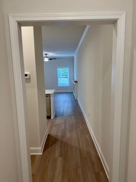 Spacious, unfurnished interior of a new home in Medlock Park, Austell (Image 12).