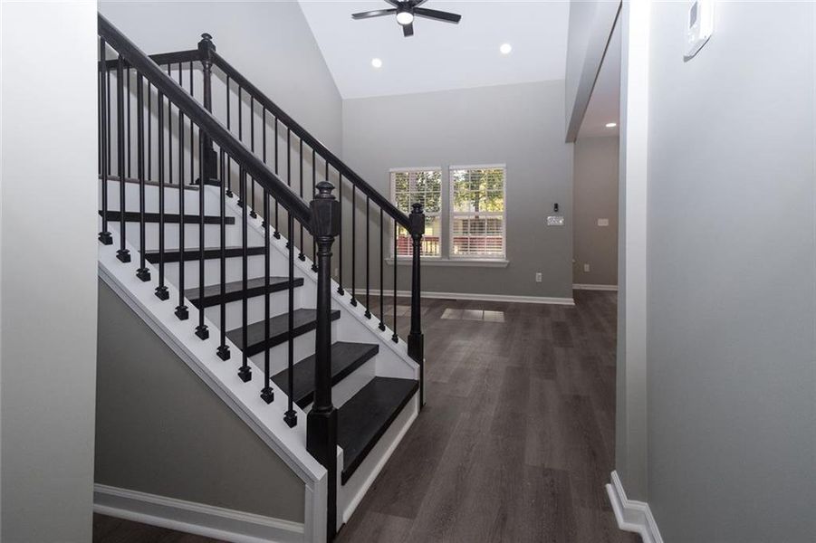 Spacious, unfurnished interior of a new home in , Stockbridge (Image 8).