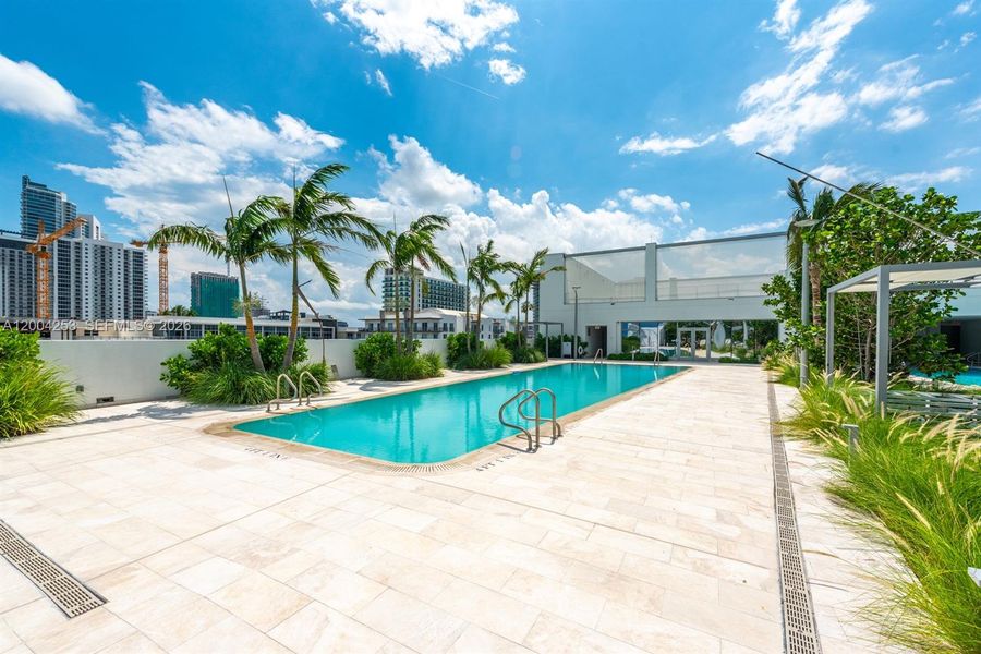 Community amenities in , Miami (Image 58).