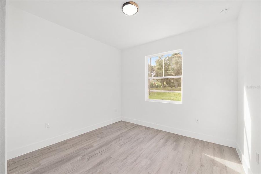 Spacious, unfurnished interior of a new home in , Ocala (Image 44).