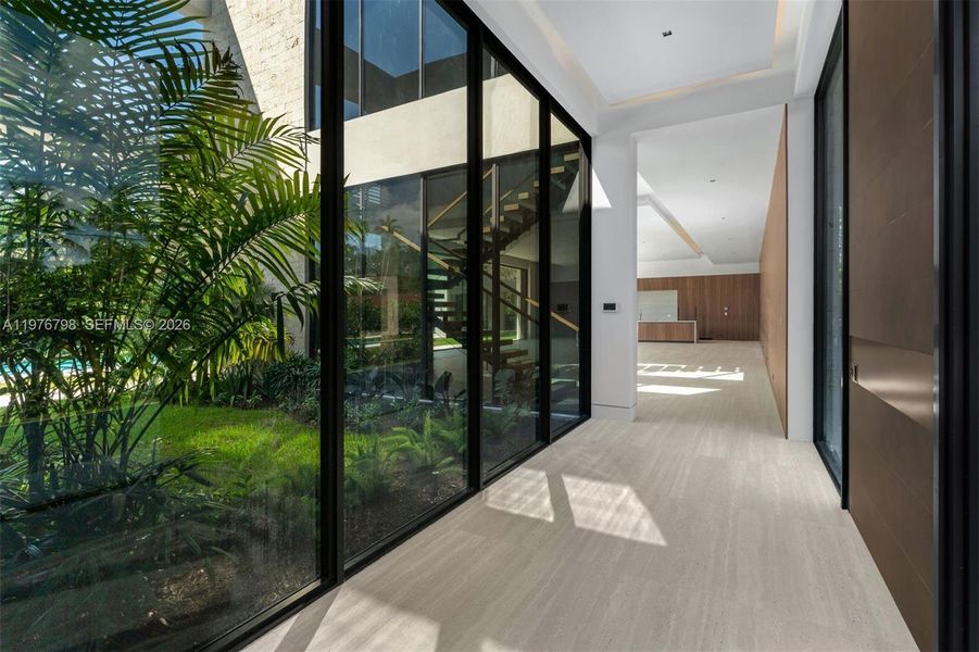 Exterior details and patio area of a home in , Miami (Image 16).