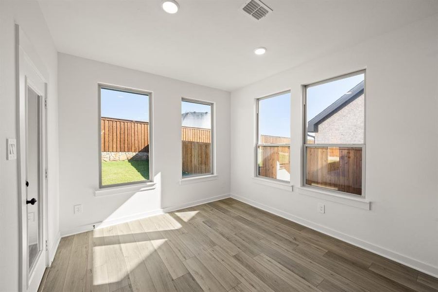 224 Whitetail-  Dining-1