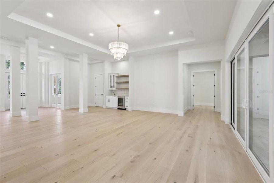 Spacious, unfurnished interior of a new home in , Lutz (Image 48).