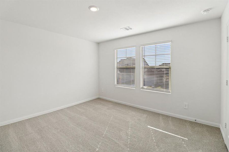 Spacious, unfurnished interior of a new home in , Farmersville (Image 23).