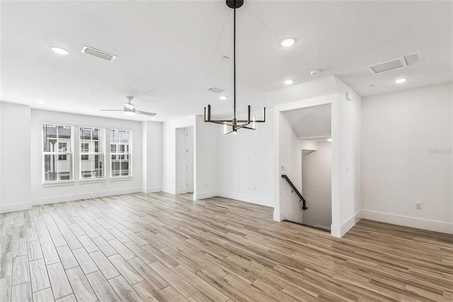 Spacious, unfurnished interior of a new home in Vdara, Orlando (Image 17).