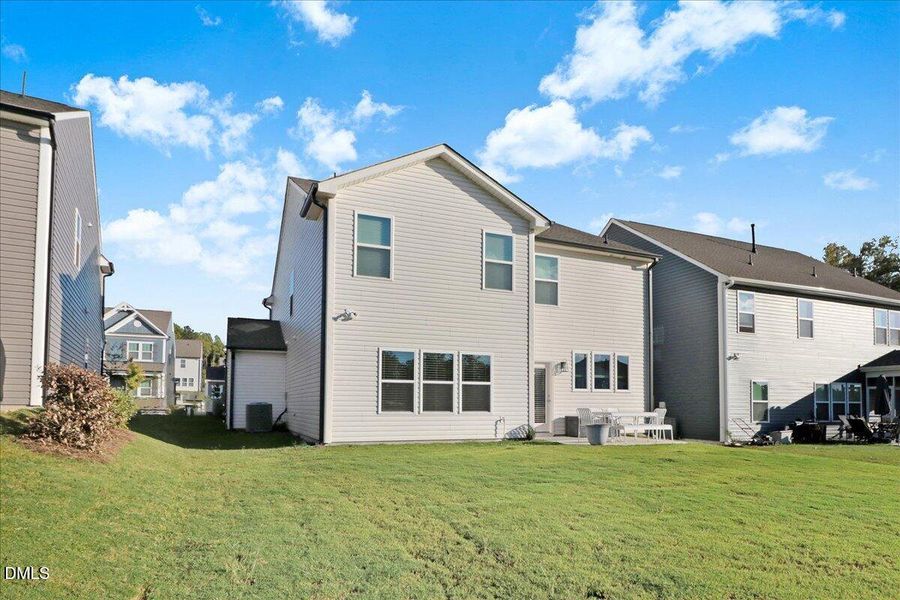 06-27 Silver Moon Ln-6 06-27 Silver Moon Ln-6