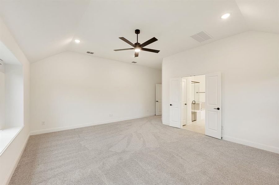 Spacious, unfurnished interior of a new home in West Crossing, Anna (Image 34). Spacious, unfurnished interior of a new home in West Crossing, Anna (Image 34).