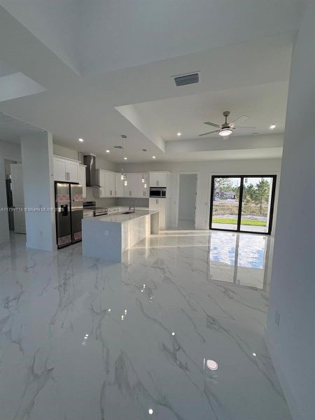 Spacious, unfurnished interior of a new home in , Lehigh Acres (Image 12). Spacious, unfurnished interior of a new home in , Lehigh Acres (Image 12).