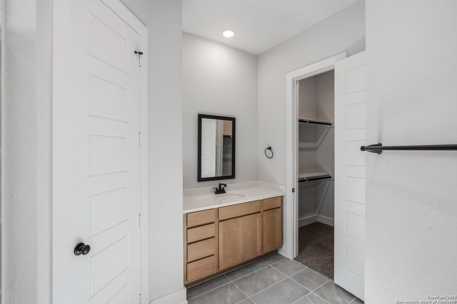 Furnished interior view inside a new home in Esperanza – New Phase Now Selling, Boerne (Image 20). Furnished interior view inside a new home in Esperanza – New Phase Now Selling, Boerne (Image 20).