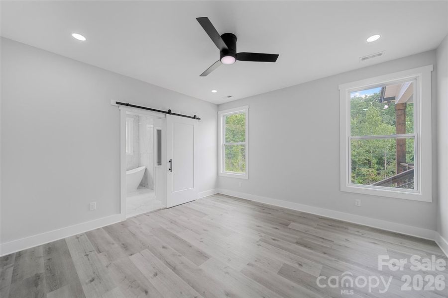 Spacious, unfurnished interior of a new home in , Kannapolis (Image 21).