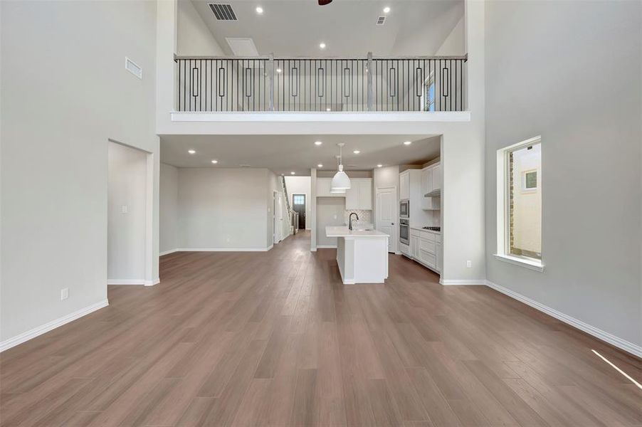 Spacious, unfurnished interior of a new home in Lily Creek at Sutton Fields, Aubrey (Image 40).