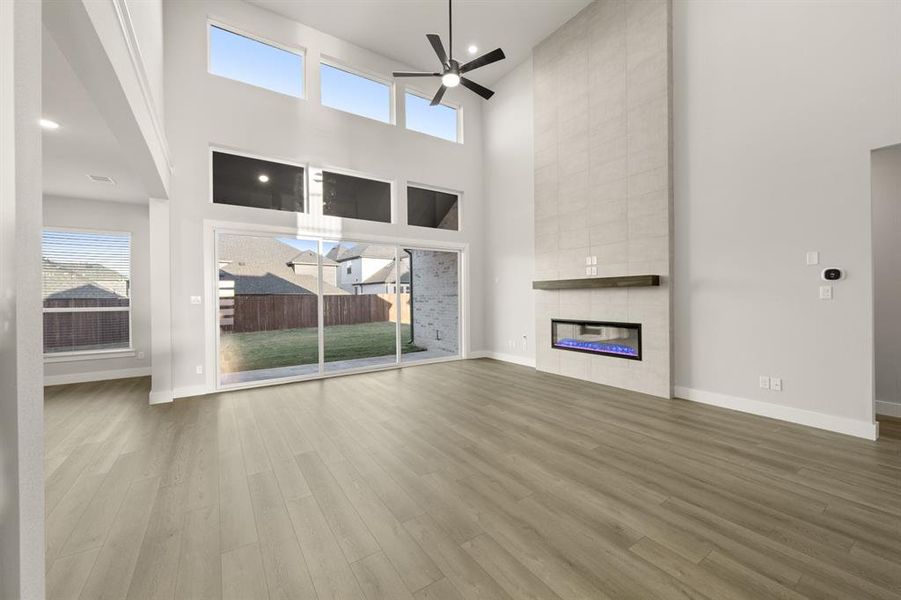 2115 Birdwatch- Living Room-1