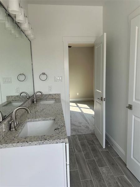 Image 33 of a home in .