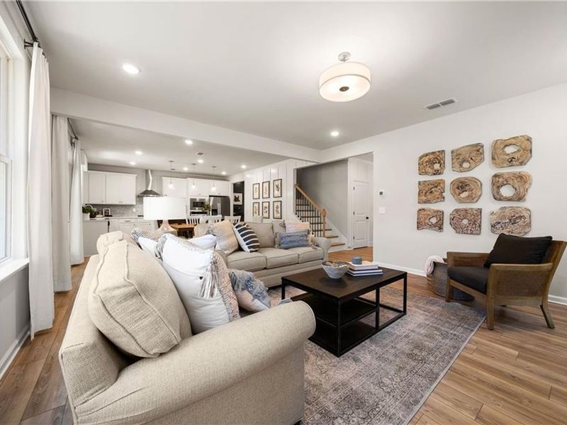 Furnished interior view inside a new home in Riverwood, Dallas (Image 20).