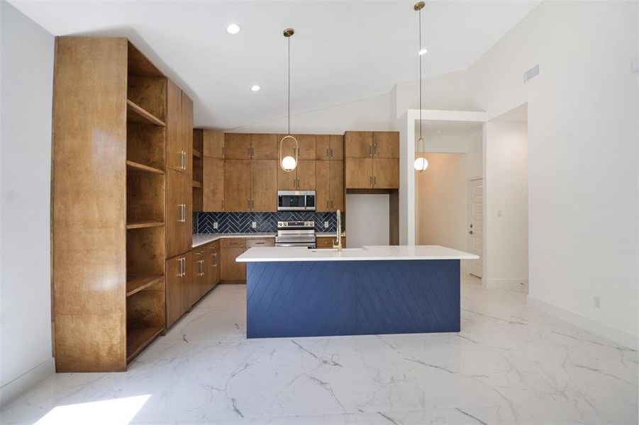 Image 14 of a home in .