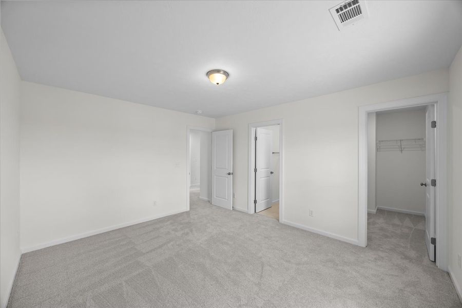 Spacious, unfurnished interior of a new home in Windsor, North Augusta (Image 28).