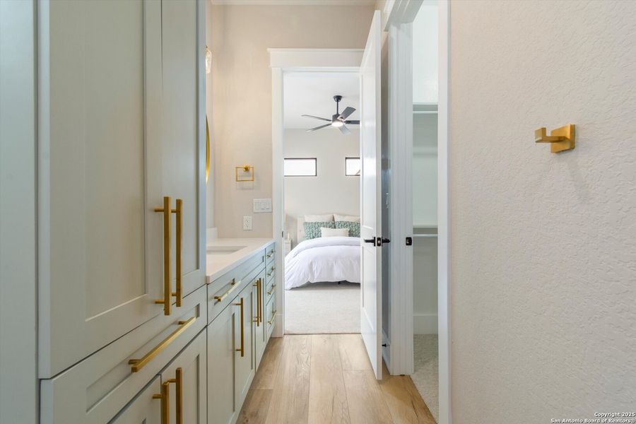 Furnished interior view inside a new home in , New Braunfels (Image 9). Furnished interior view inside a new home in , New Braunfels (Image 9).