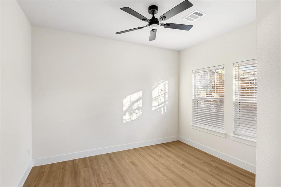 Spacious, unfurnished interior of a new home in , Fort Worth (Image 26).