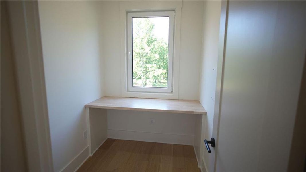 Spacious, unfurnished interior of a new home in , Flowery Branch (Image 24).