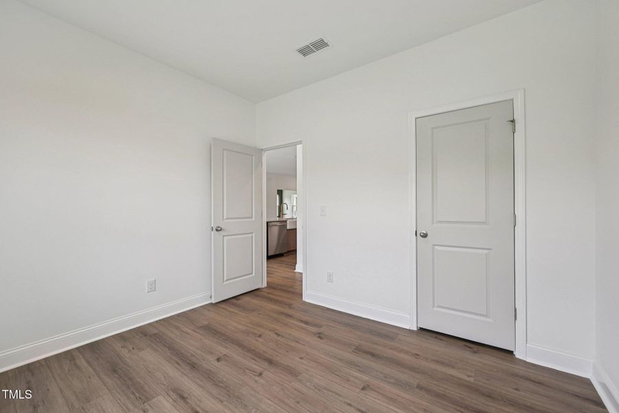 18-web-or-mls-Malcus Ct-S2706-018 18-web-or-mls-Malcus Ct-S2706-018