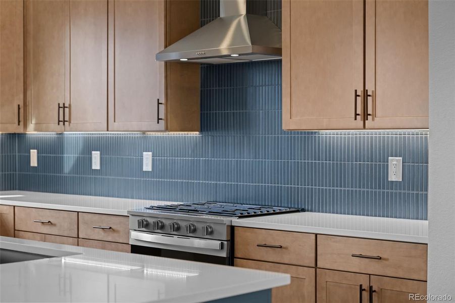 Close-up of interior finishes inside a home in Baseline, Broomfield (Image 16).