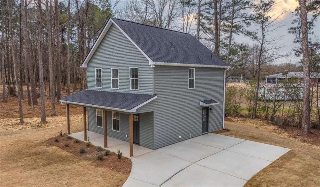 Exterior details and patio area of a home in , Rome (Image 22).