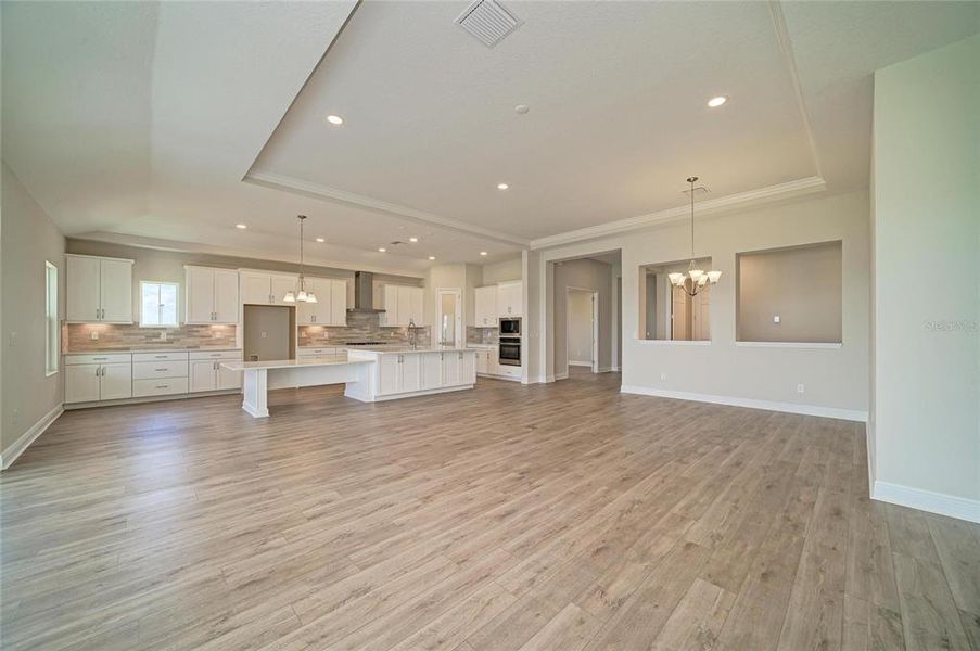 Spacious, unfurnished interior of a new home in Pasadena Ridge, Dade City (Image 20).